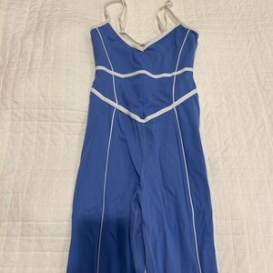 YLLW the Label One Piece workout set